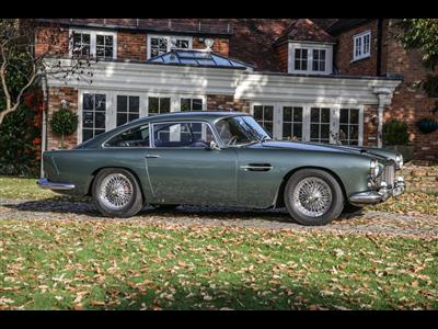 Aston Martin+DB4